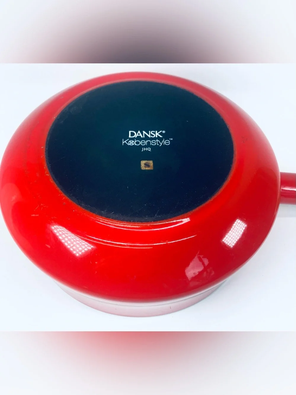 Dansk Kobenstyle Chili Red 2 Qt Metal Enamel Covered Saucepan Teak Handle 7x3.25